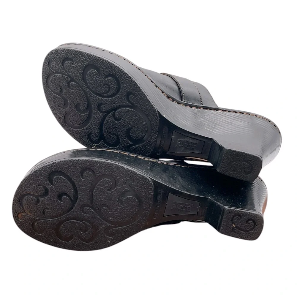 Born Black Leather women mules  size 9‎